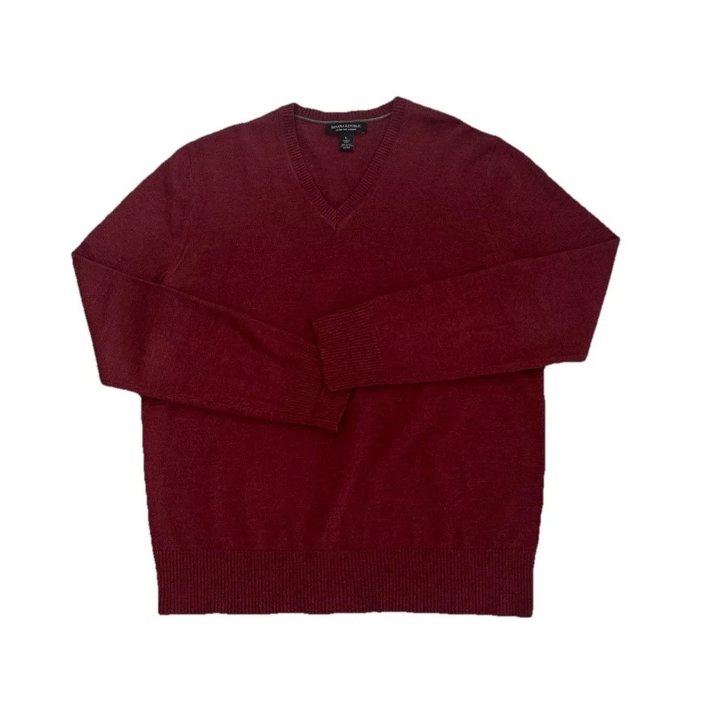 Banana Republic Mens L Burgundy Red Extra Fine Merino Wool V-Neck Knit Sweater